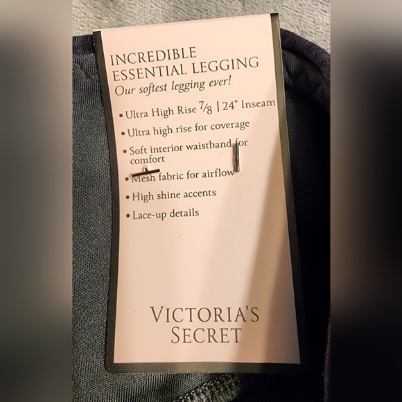 Victoria's Secret Incredible Essential Legging 7/8 Sz XL NWT Snake Print - Picture 5 of 6